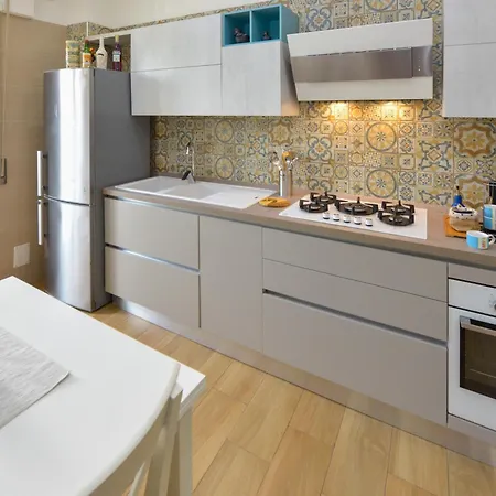 Micione22 Stazione Apartment Naples