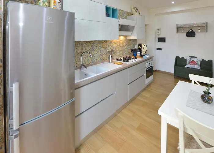 Micione22 Stazione * Napoli